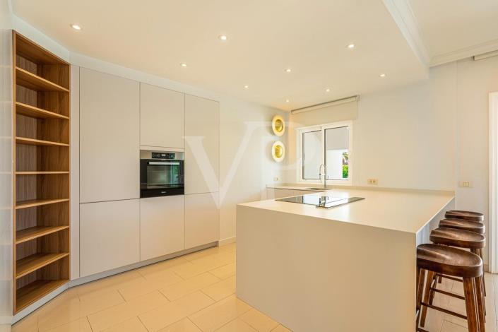 Image No.26-5 Bed Villa for sale