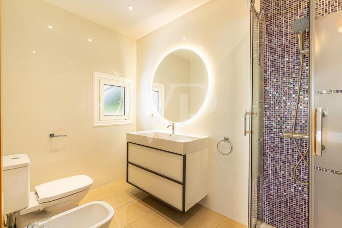 Image No.38-5 Bed Villa for sale