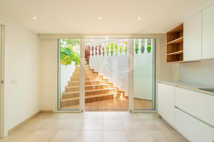 Image No.53-5 Bed Villa for sale