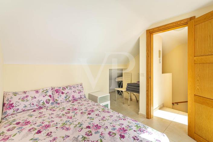 Image No.40-3 Bed Townhouse for sale