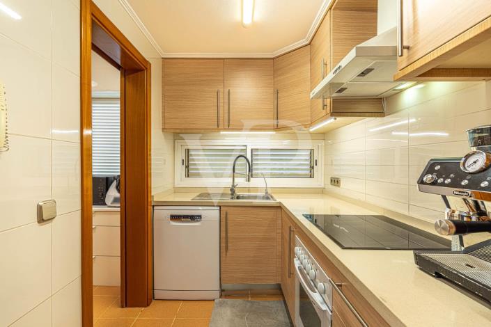 Image No.14-5 Bed Semi-Detached for sale