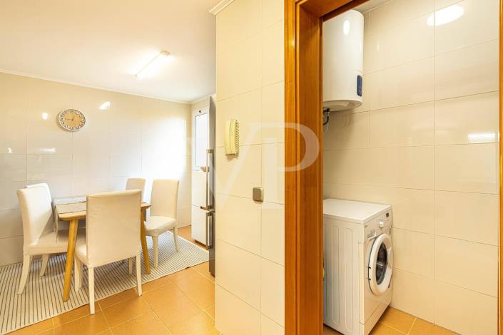 Image No.19-5 Bed Semi-Detached for sale