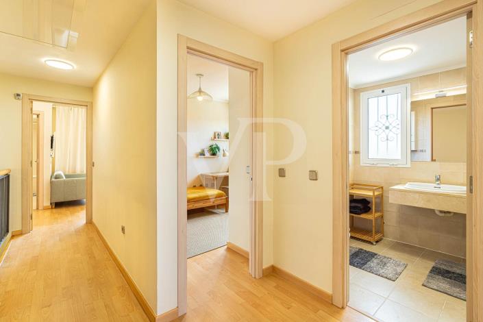 Image No.30-5 Bed Semi-Detached for sale