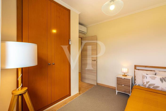 Image No.35-5 Bed Semi-Detached for sale