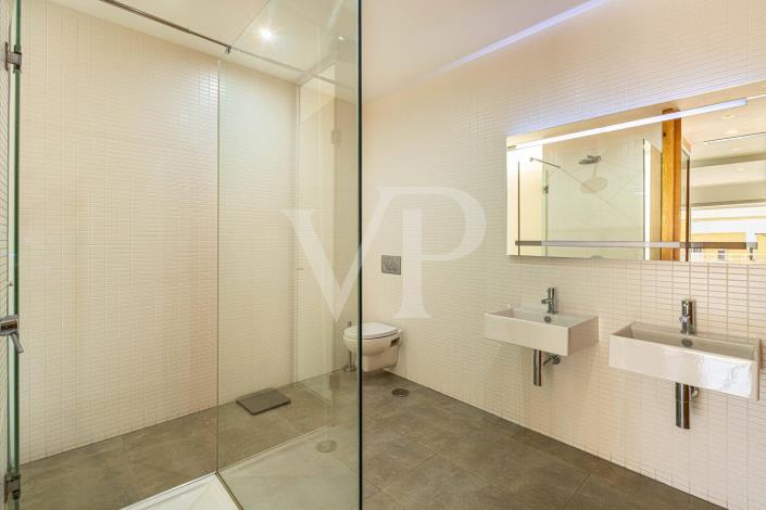 Image No.33-2 Bed Apartment for sale