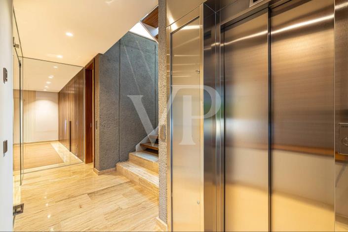 Image No.28-5 Bed Villa for sale