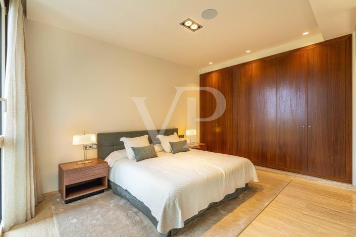 Image No.47-5 Bed Villa for sale