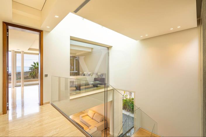 Image No.54-5 Bed Villa for sale