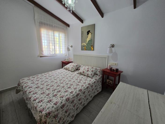 Image No.20-3 Bed Country House for sale