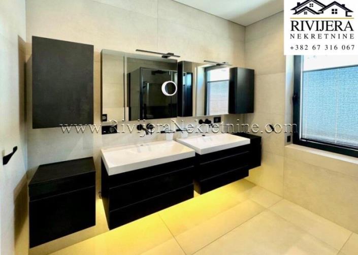 Image No.7-4 Bed Villa for sale