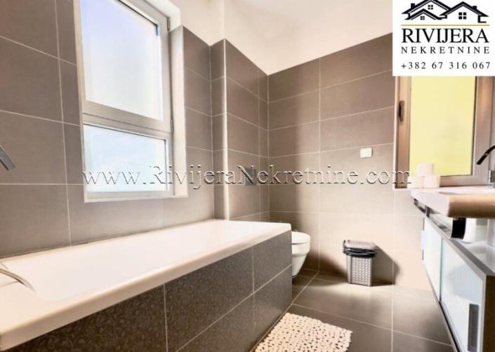 Image No.13-5 Bed Villa for sale