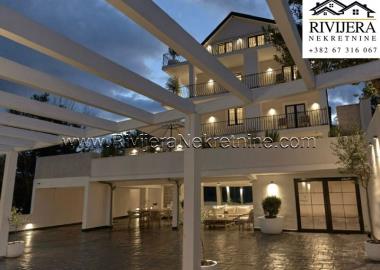 Tivat_vila_prodjaa_villa_sale_Rivijera_Nekretnine_oglasi_Boka_Kotorska_-4-803x570