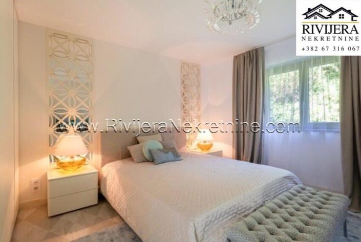 Image No.9-6 Bed Villa for sale