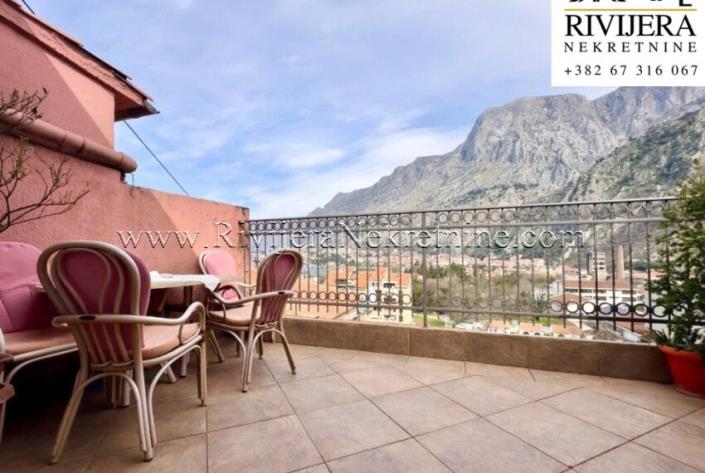 Image No.10-3 Bed Flat for sale