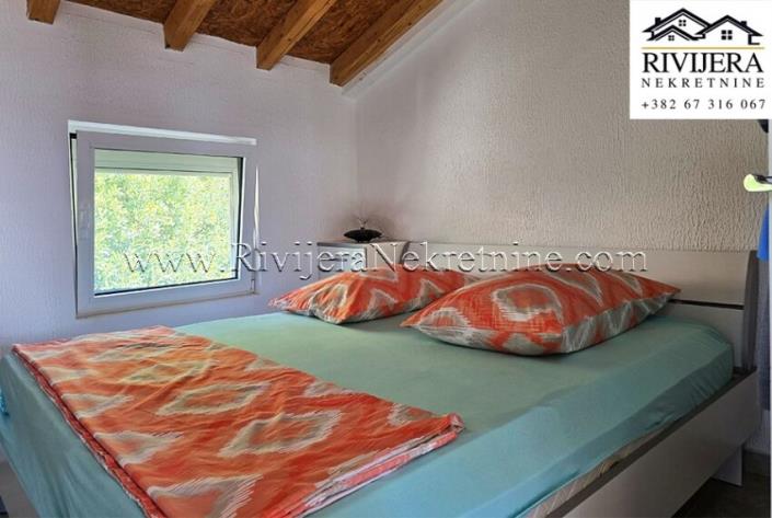 Image No.12-5 Bed House for sale