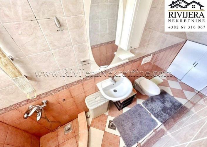 Image No.7-6 Bed House for sale