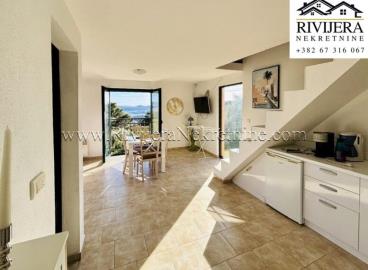 1 - Mrcevac, House