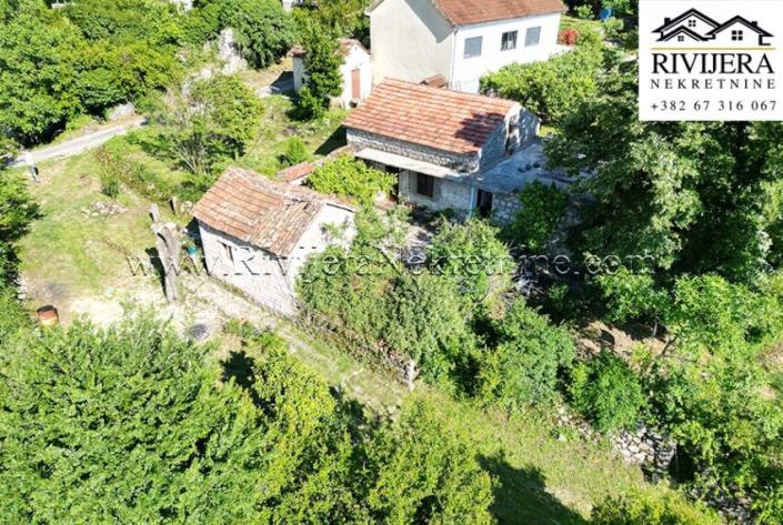 Image No.8-2 Bed House for sale