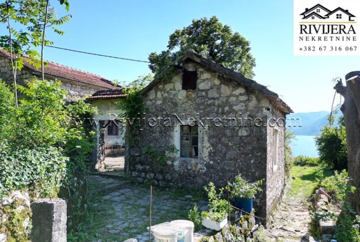 Image No.9-2 Bed House for sale