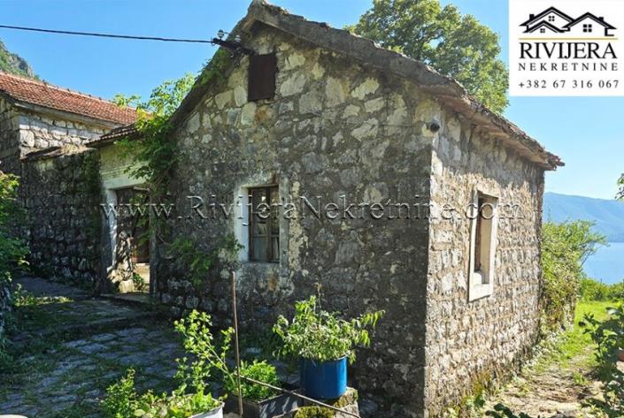 Image No.11-2 Bed House for sale