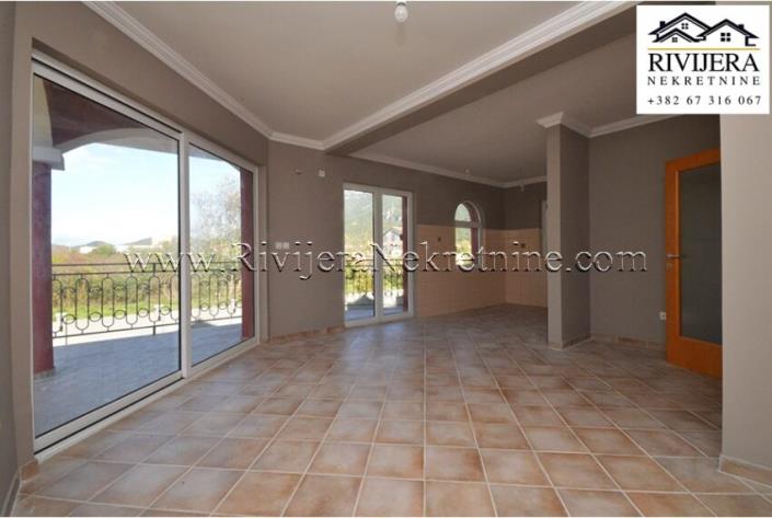 Image No.5-2 Bed Flat for sale