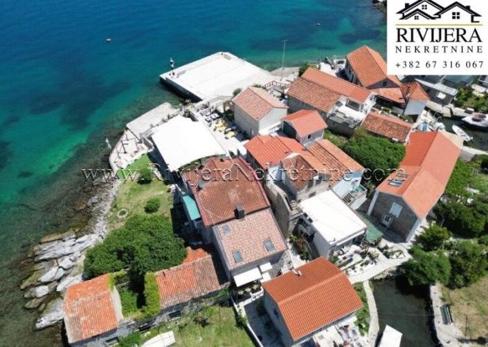 Image No.2-5 Bed House for sale