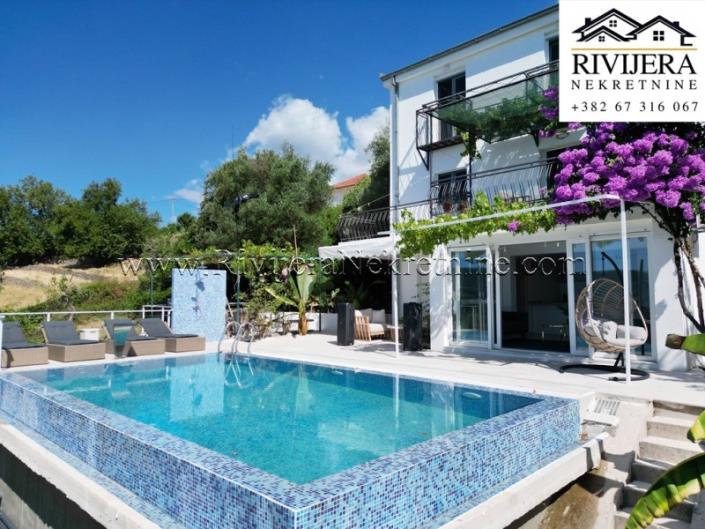 Image No.1-4 Bed House for sale