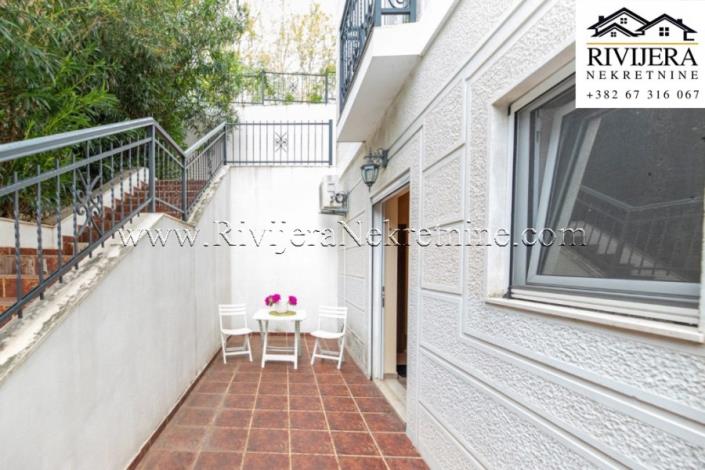 Image No.8-Studio for sale