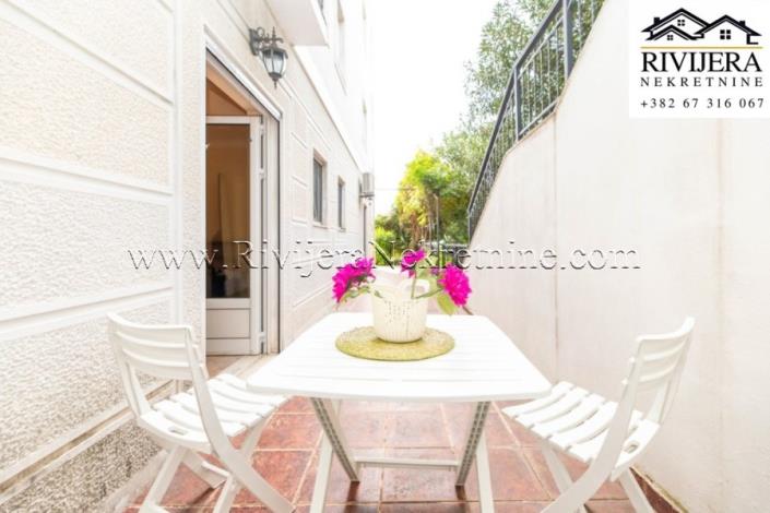 Image No.9-Studio for sale