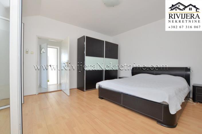 Image No.14-3 Bed House for sale