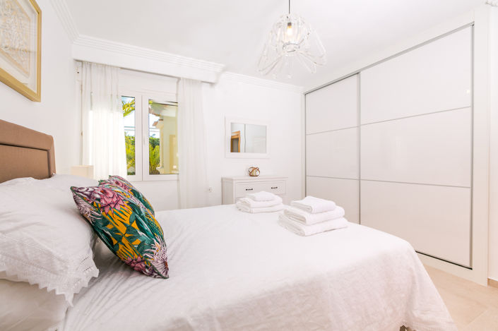 Image No.24-6 Bed Villa for sale