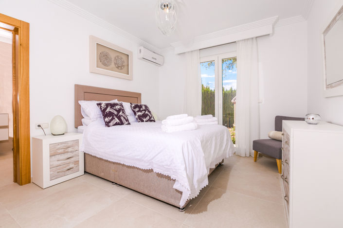 Image No.25-6 Bed Villa for sale