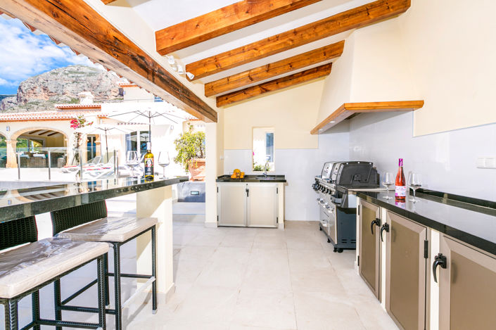 Image No.40-6 Bed Villa for sale