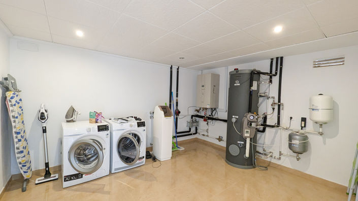 Image No.30-4 Bed Villa for sale