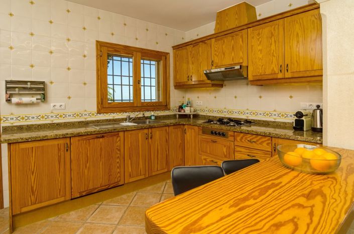 Image No.12-4 Bed Villa for sale