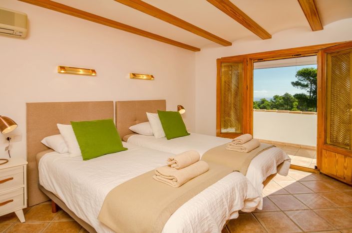 Image No.18-4 Bed Villa for sale