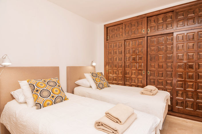 Image No.21-3 Bed Villa for sale