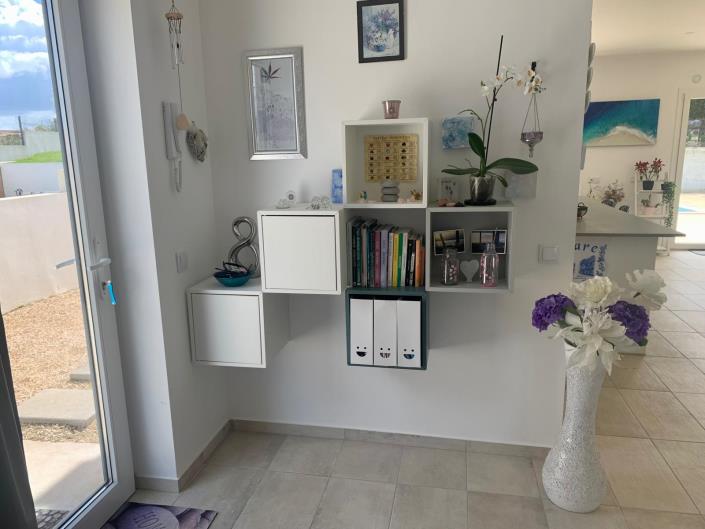 Image No.17-4 Bed House for sale