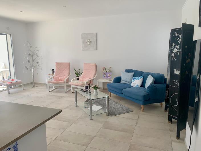 Image No.18-4 Bed House for sale