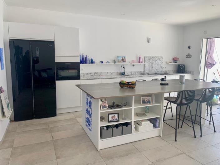 Image No.21-4 Bed House for sale