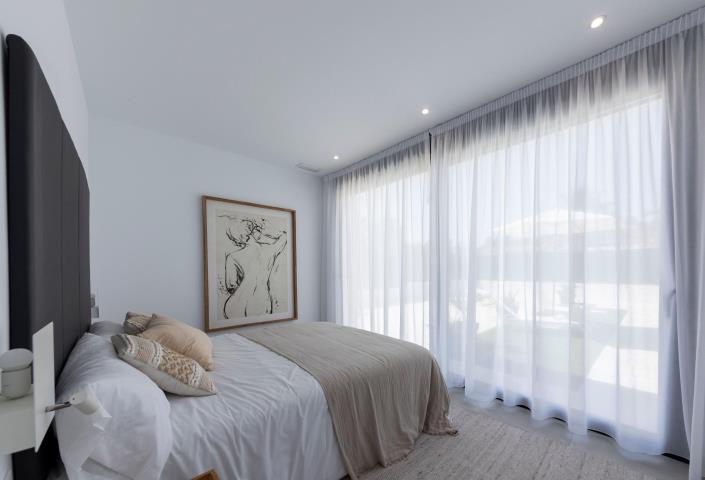 Image No.40-3 Bed Villa / Detached for sale