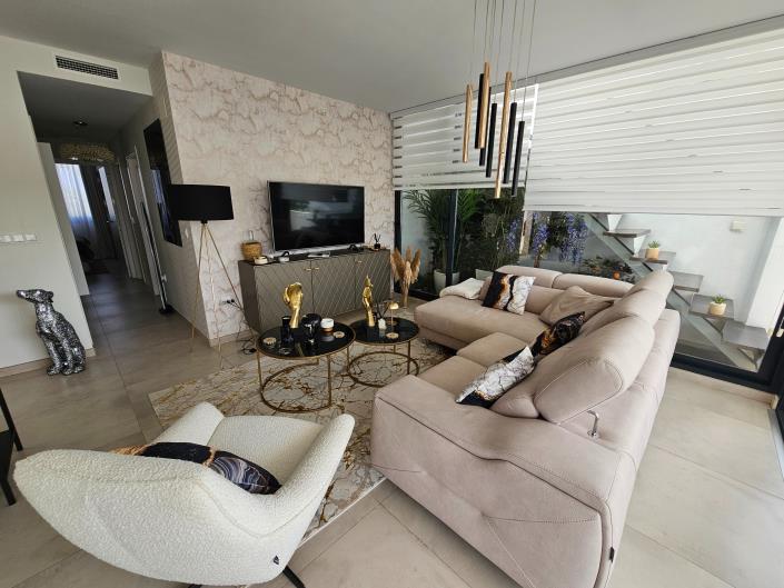 Image No.4-3 Bed Penthouse for sale