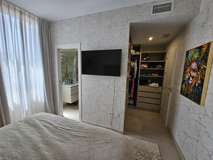 Image No.20-3 Bed Penthouse for sale