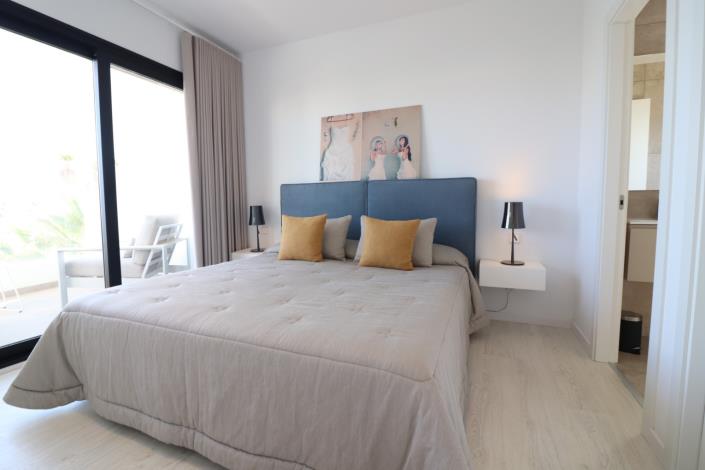 Image No.16-3 Bed Villa / Detached for sale