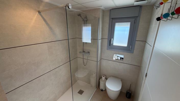 Image No.20-3 Bed Villa / Detached for sale