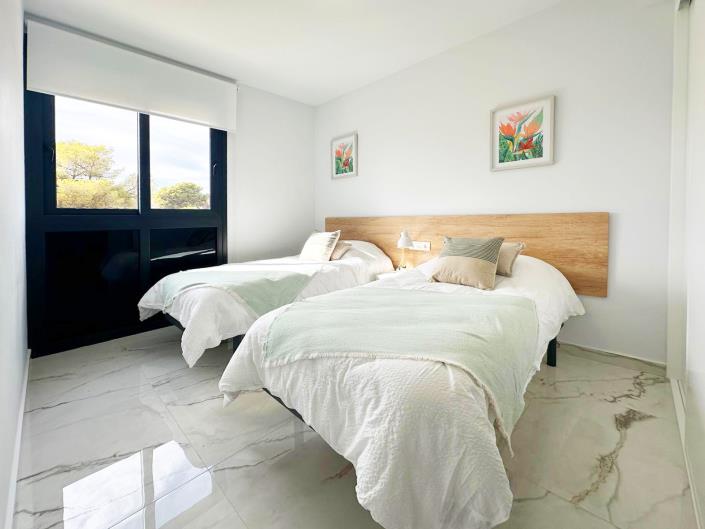 Image No.17-2 Bed Apartment for sale