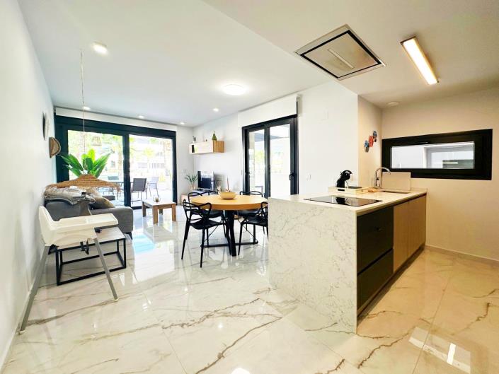 Image No.10-2 Bed Apartment for sale