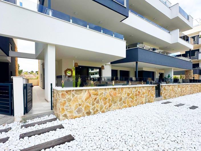 Image No.19-2 Bed Apartment for sale