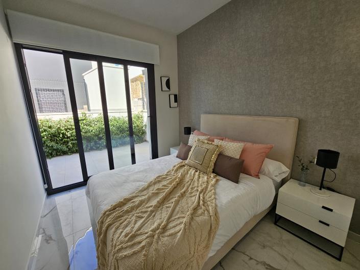 Image No.8-3 Bed Villa / Detached for sale