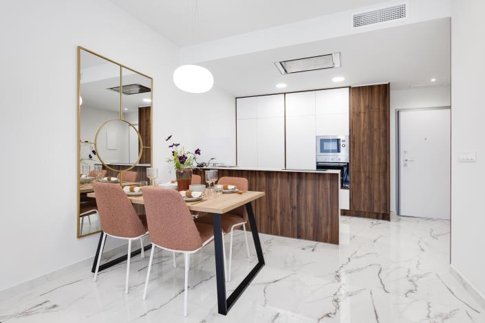 Image No.14-2 Bed Apartment for sale